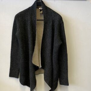 BB Dakota Black Open Front Sweater with pockets. Wool blend. Size M. Cozy